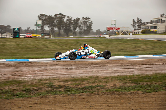 2013_08_23_00049584