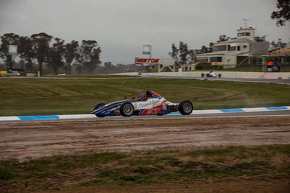 2013_08_23_00049586